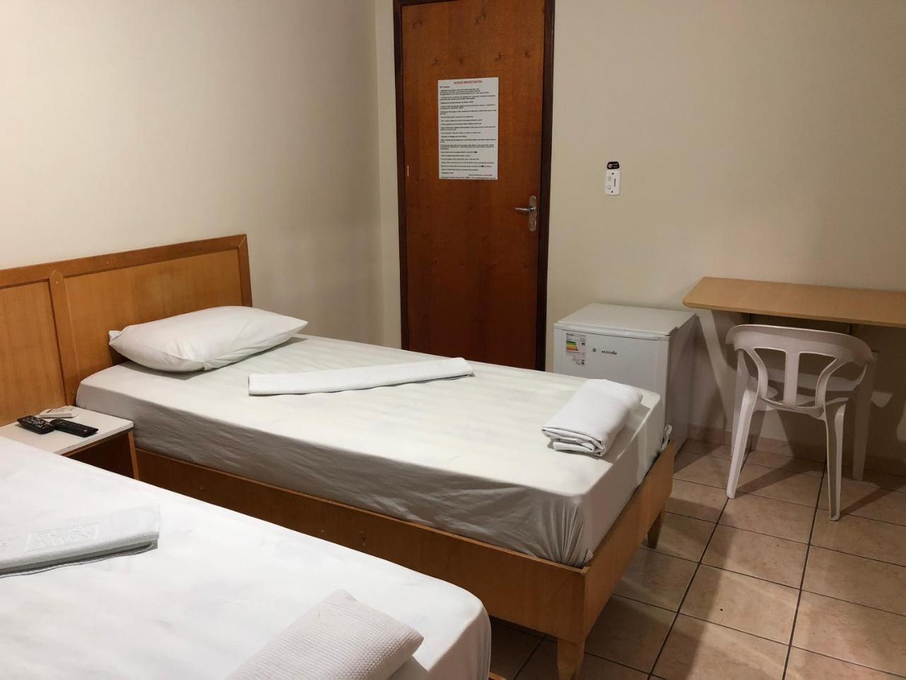 Acalantus Hotel Goiânia Exteriör bild