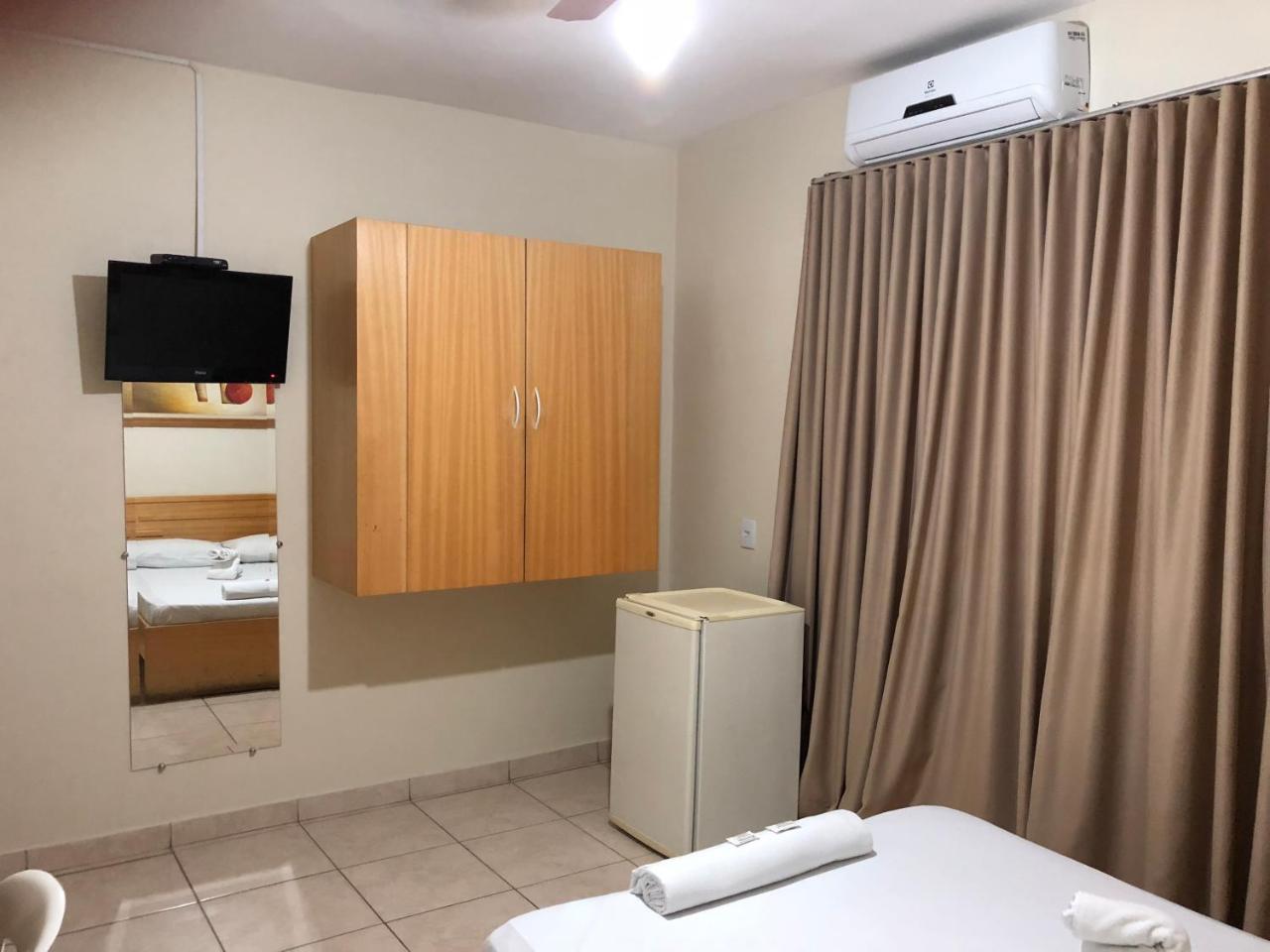 Acalantus Hotel Goiânia Exteriör bild