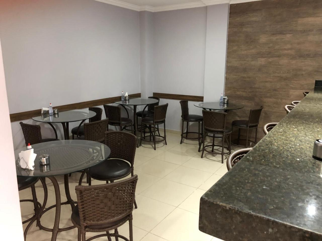 Acalantus Hotel Goiânia Exteriör bild